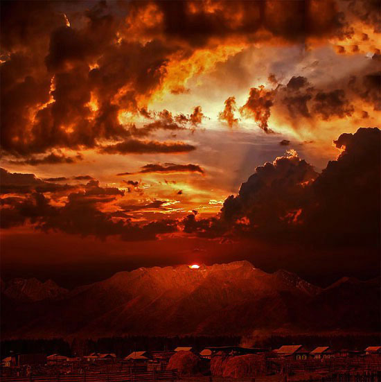 http://www.momtaznews.com/wp-content/uploads/2012/08/1049.jpg