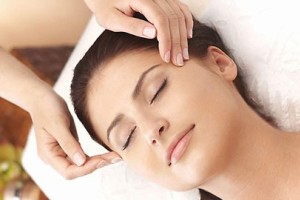 برای جلوگیری از چین و چروک صورت خود را ماساژ دهید 4656565 برای جلوگیری از چین و چروک صورت خود را ماساژ دهید