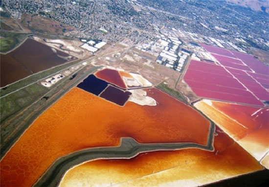 سرزمین زیبای رنگ ، آب و نمک