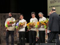 کنسرت گروه همایون در ویتنام (برای بزرگنمایی تصویر کلیک کنید)