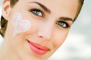 ar4 1260 ویژگی های بهترین کرم مرطوب کننده