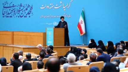 همه مدیران مامور به بازنگری در فرآیندها با هدف چابکتر، سریع&zwnj;تر و سهل&zwnj;تر شدن نظام اداری هستند