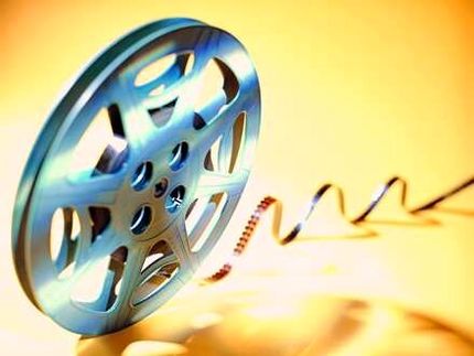 پخش ۱۵ فیلم سینمایی و تلویزیونی از شبکه های سیما در هشتمین روز نوروز