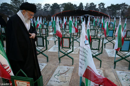 گرامیداشت یاد شهیدان ضامن سلامت مسیر حرکت ملت و منحرف نشدن از جهتگیری انقلاب