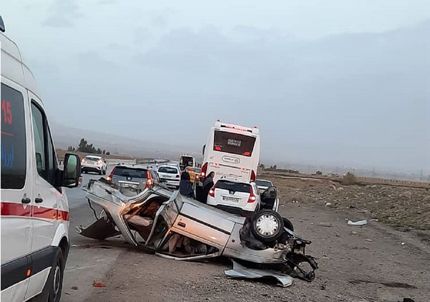 جادههای ناایمن، خودروهای کم کیفیت و خطای راننده سه دلیل اصلی تلفات جاده ای در ایران