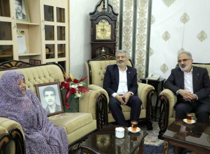 مادران شهدا شایسته والاترین تقدیرها هستند/ مادران شهدا ستون اصلی گسترش فرهنگ ایثار و شهادت در جامعه محسوب می شوند