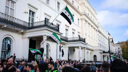 سفارت سوریه در انگلیس بعد از سالها باز شد