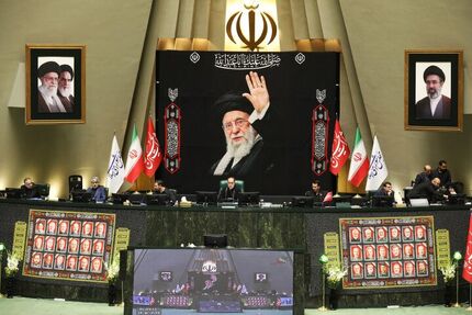 رای ۲۱۰ نماینده به پایان بن&zwnj;بست قانون&zwnj;گذاری در اولین جلسه مجلس بعد چهار ماه