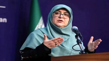 سخنگوی دولت: افزایش قیمت بنزین به ۱۰ هزار تومان شایعه است سخنگوی دولت: افزایش قیمت بنزین به ۱۰ هزار تومان شایعه است
