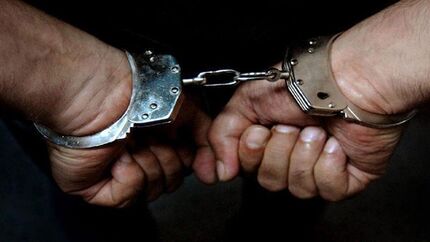 دستگیری و بازداشت متهم متواری یکی از پرونده‌های اخلال در نظام ارزی کشور در پیرانشهر