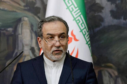 عراقچی: دیپلماسی و میدان در هماهنگی و همبستگی با یکدیگر حرکت میکنند