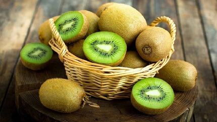 صادرات میوه کیوی از طریق مرز زمینی آستارا به کشورهای همسایه صادرات میوه کیوی از طریق مرز زمینی آستارا به کشورهای همسایه
