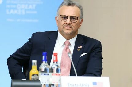 مشاور رئیس جمهور آمریکا: دونالد ترامپ برای پایان دادن به جنگ با ایران تلاش میکند مشاور رئیس جمهور آمریکا: دونالد ترامپ برای پایان دادن به جنگ با ایران تلاش میکند