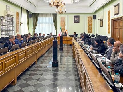 نشست مشترک بانک مسکن و گروه مالی / گذر از همکاری سنتی به هم‌افزایی راهبردی