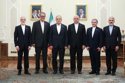 ماموریت رئیس جمهور به سفرای ایران در ۵ کشور ماموریت رئیس جمهور به سفرای ایران در ۵ کشور